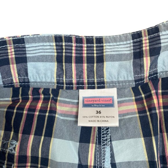 Vineyard Vines Board Shorts Swim Trunks Mens 36 Blue Pink Plaid - Picture 5 of 5